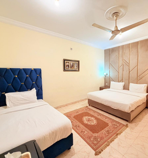 Master + Single Suite